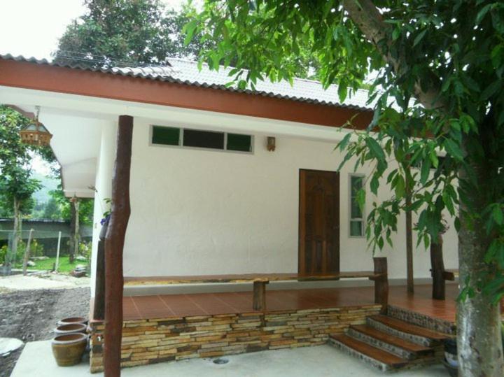 اتاق استاندارد چهارنفره با بالکن, Lunda Orchid Resort