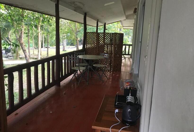 اتاق لوکس, Lunda Orchid Resort
