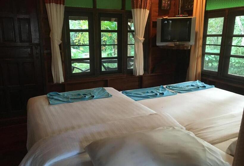اتاق خانوادگی, Lunda Orchid Resort