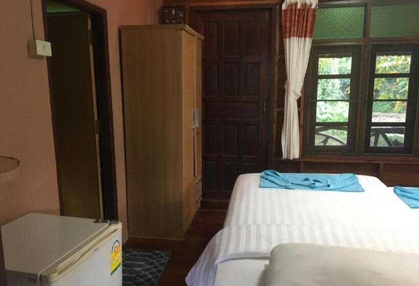 اتاق خانوادگی, Lunda Orchid Resort