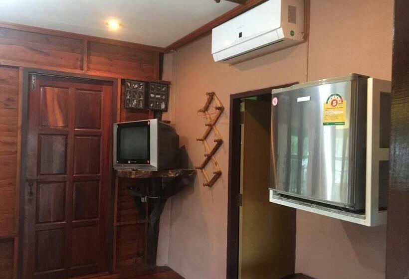 اتاق خانوادگی, Lunda Orchid Resort