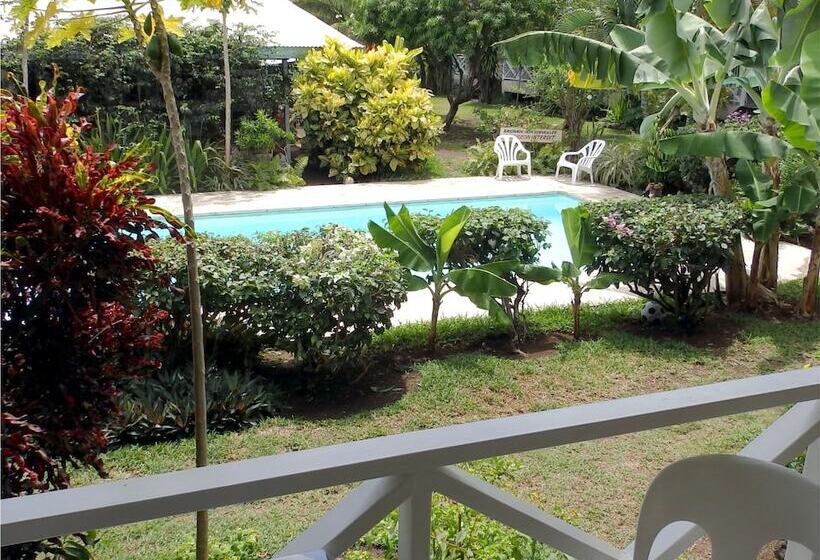 استودیوی سوپریور, Pension De La Plage