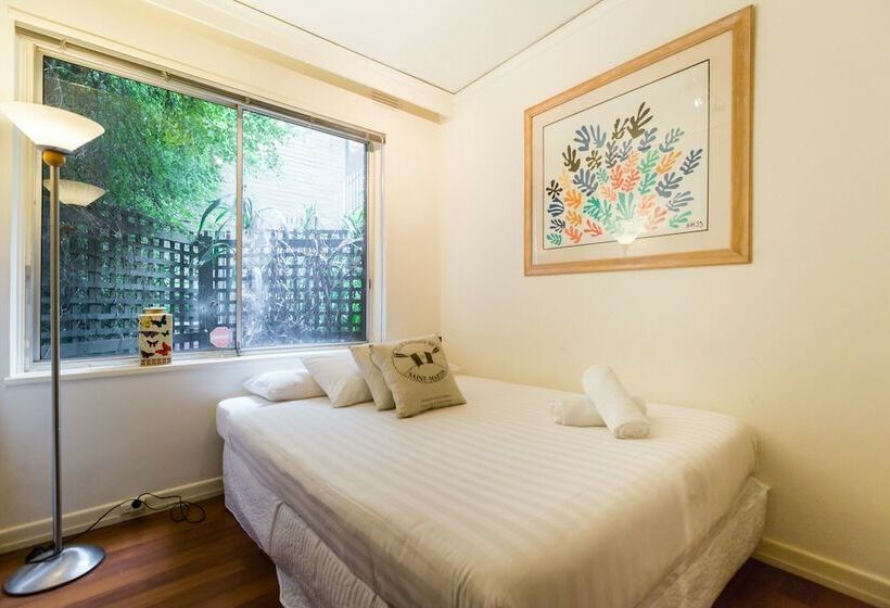 2 Bedroom Premium Apartment, Selena, 2bdr South Yarra Apartment