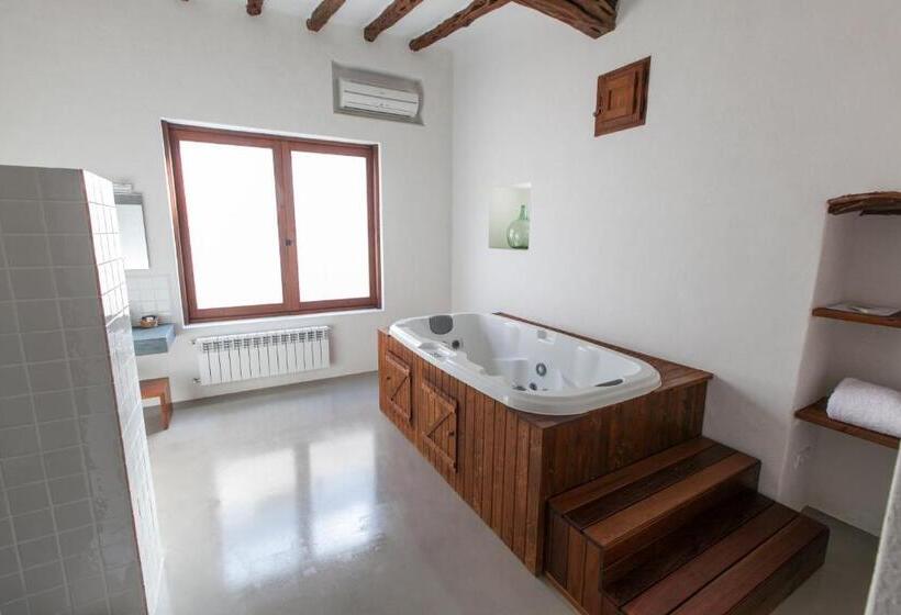 سوییت, Agroturismo Can Pere Sord