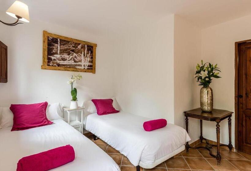 اتاق اکونومی, Agroturismo Can Pere Sord