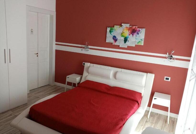 اتاق لوکس با بالکن, B&b Domus Palmi