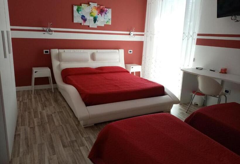 اتاق لوکس با بالکن, B&b Domus Palmi