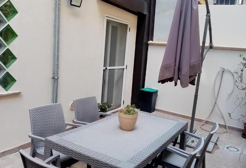 آپارتمان 1 خوابه, B&b Domus Palmi