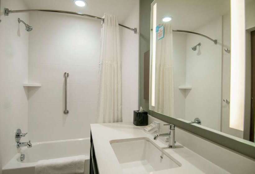 اتاق استاندارد با 2 تخت دوبل, Hilton Garden Inn Jackson/clinton