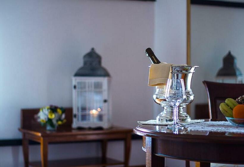اتاق استاندارد, Ristorante Le Clarisse