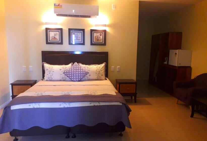 ویلای 1 خوابه, Le Uaina Beach Resort