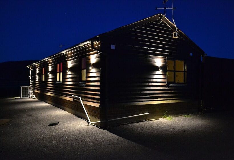 کلبه ییلاقی, The Chiltern Lodges At Upper Farm Henton
