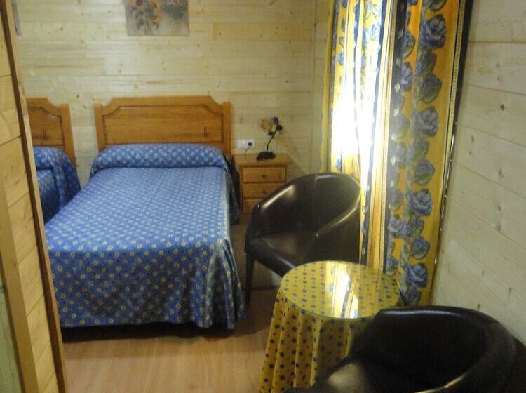 اتاق استاندارد یک نفره, Hostal Gran Avenida