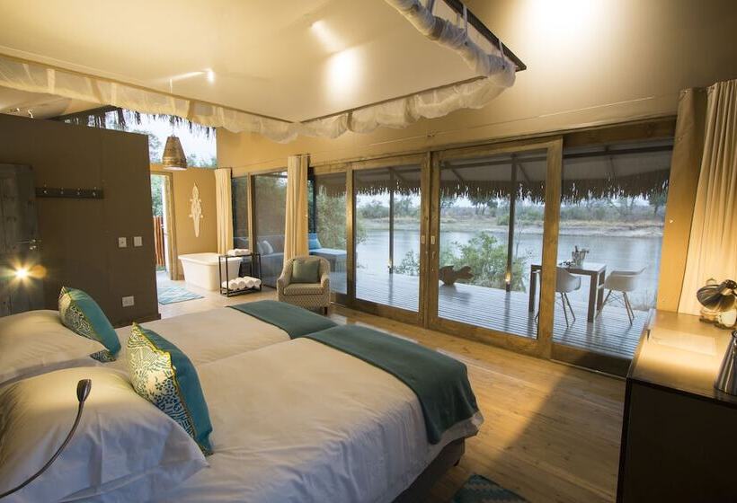 2 Bedrooms Suite 2 Bedrooms River View, Chundu Island