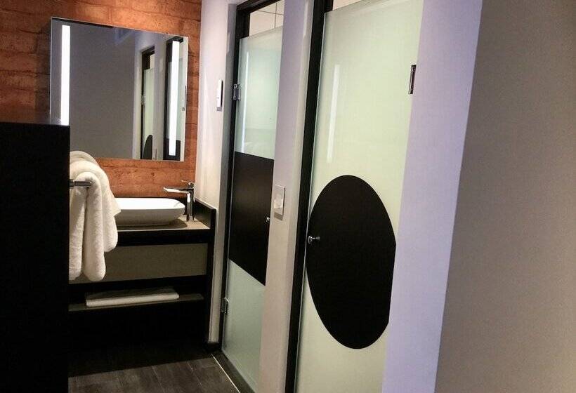 سوییت, Onomo Hotel Kigali