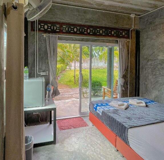 اتاق استاندارد, Smile Resort Koh Mook