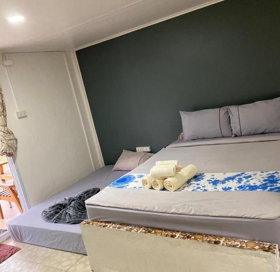 اتاق خانوادگی, Smile Resort Koh Mook
