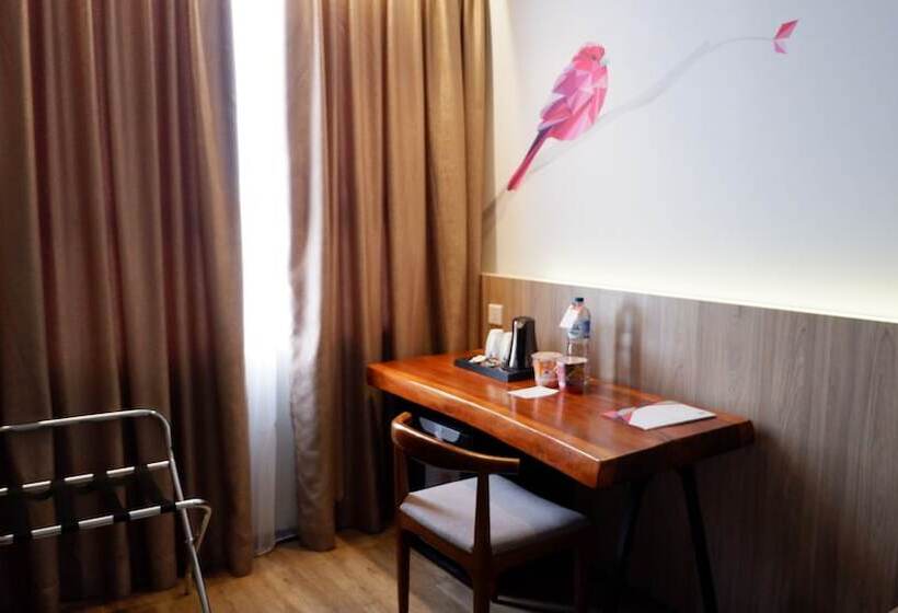 اتاق سوپریور, The Zuri Hotel Palembang