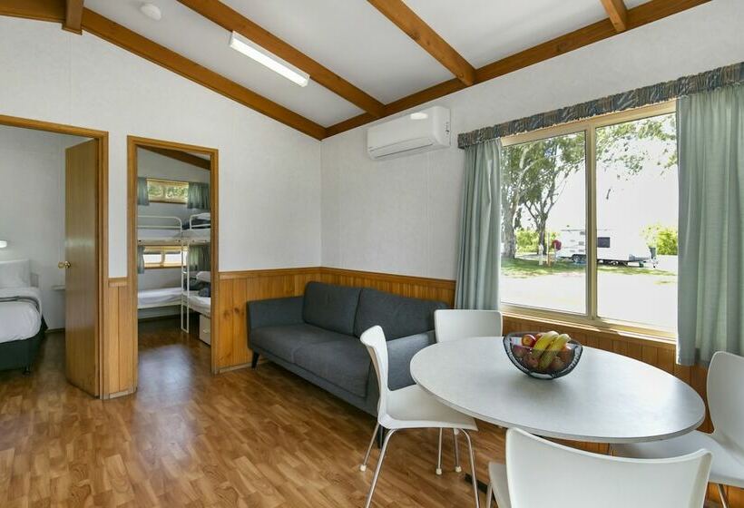 ویلای 2 خوابه, Big4 Mannum Holiday Park