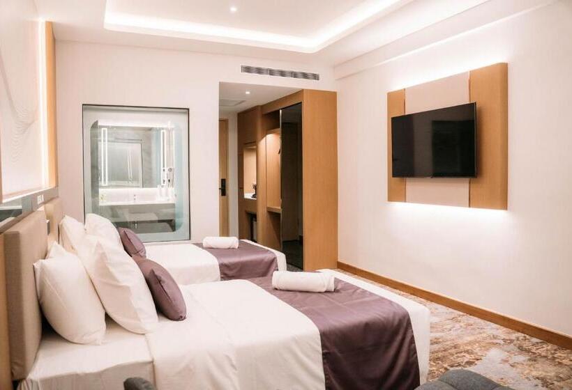 اتاق لوکس, Crystal Inn