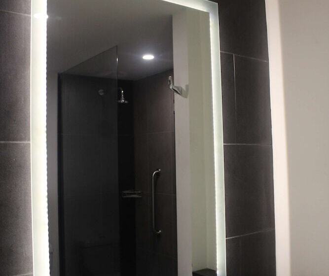 اتاق استاندارد با 2 تخت دوبل, Hampton Inn San Luis Potosi