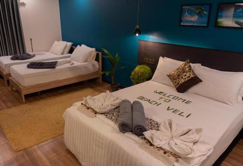 سوئیت جونیور خانوادگی, Beach Veli