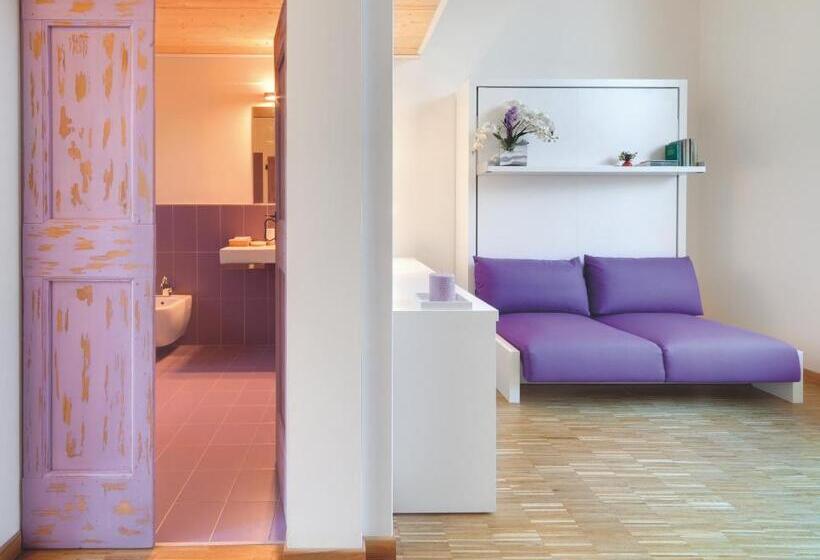 اتاق استاندارد چهار تخته, Il Portico