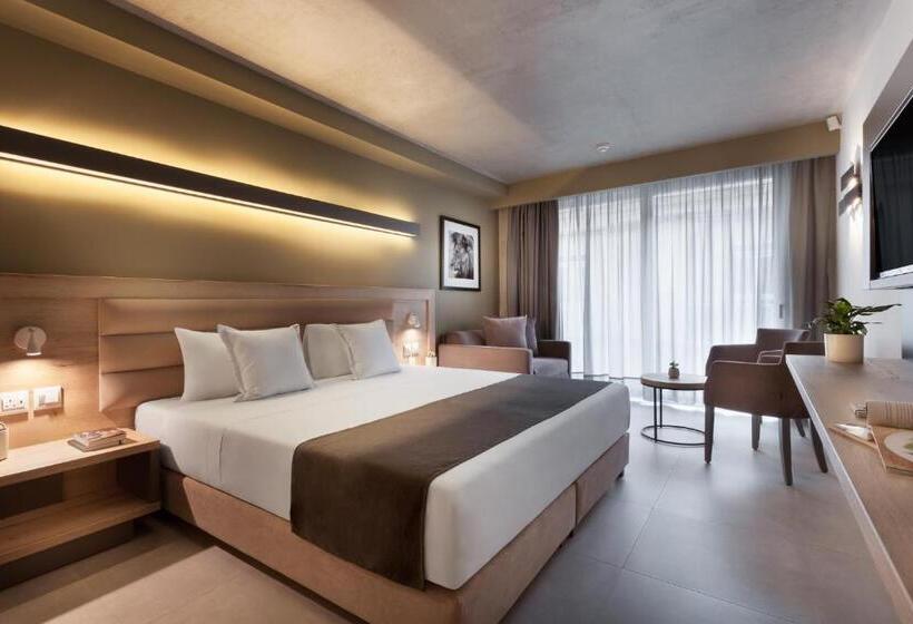 Quarto Familiar, Azur Hotel By St Hotels