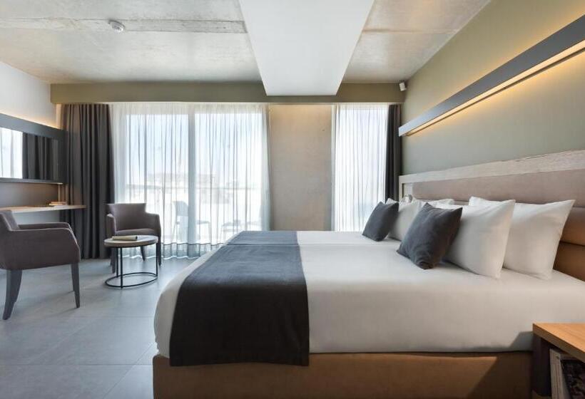 Quarto superior, Azur Hotel By St Hotels