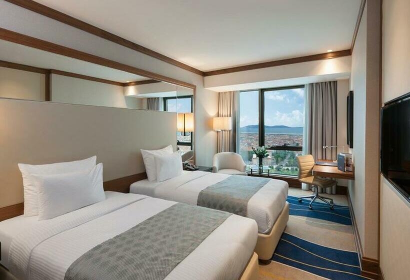 اتاق لوکس با چشم‌انداز دریا, Elite World Grand Istanbul Kucukyali