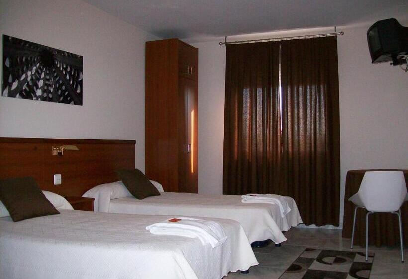 اتاق استاندارد, Hostal Cerecedo