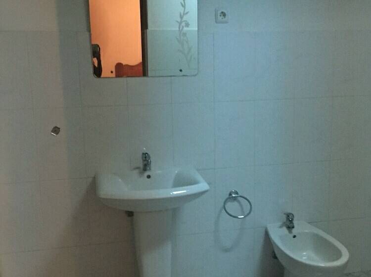 اتاق استاندارد با سرویس بهداشتی مشترک, Hostel No Quintal   Hostel