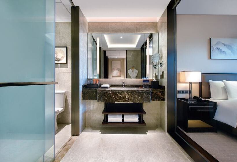 اتاق استاندارد با تخت دوبل, Crowne Plaza Huailai By Ihg