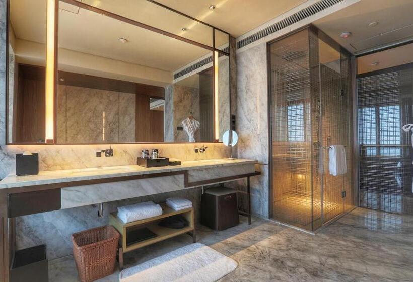 سوئیت با تخت بزرگ, Intercontinental Zhuhai, An Ihg