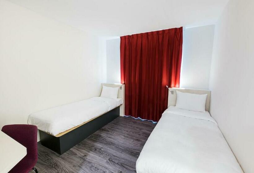 اتاق استاندارد, B&b  Zurich Airport Rumlang