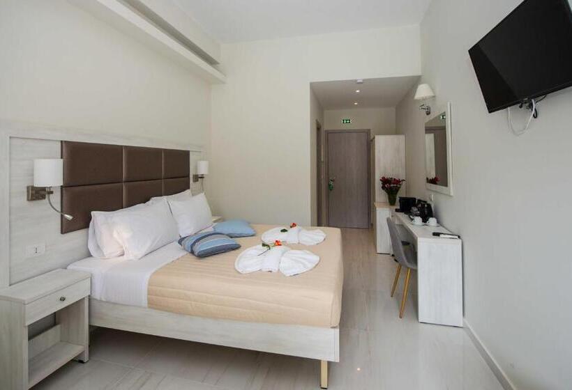 اتاق لوکس, Amour Holiday Resort