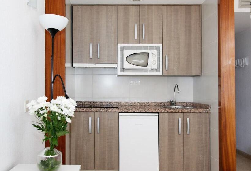استودیوی استاندارد, Apartamentos Apal Chinasol