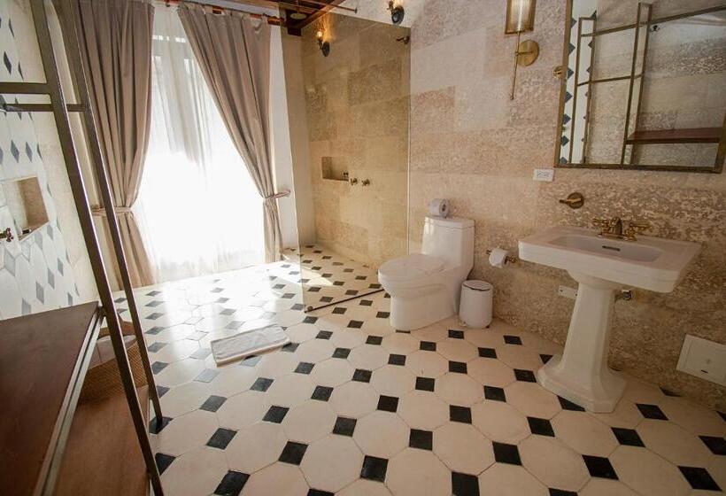 2 Bedroom Suite with Balcony, Casa La Factoria By Faranda Boutique, A Member Of Radisson Individuals