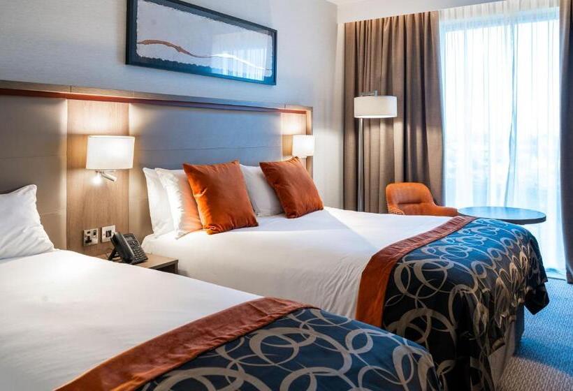 キングサイズベッドのデラックスルーム, Clayton Hotel Birmingham