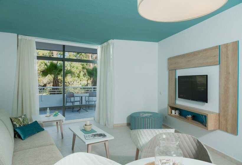 스위트, Gara Suites Golf & Spa