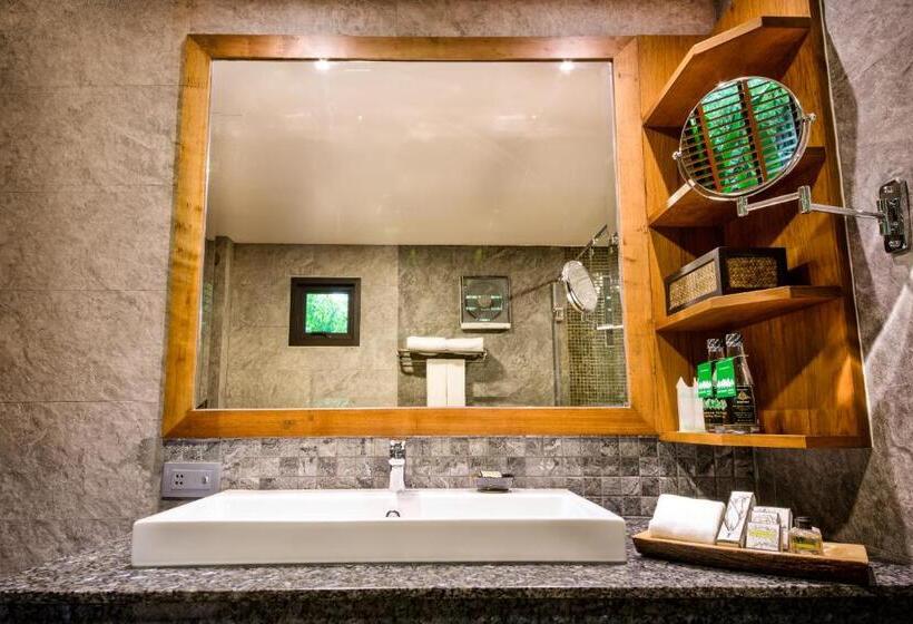اتاق استاندارد سه نفره, Naiyang Park Resort   Sha Extra Plus