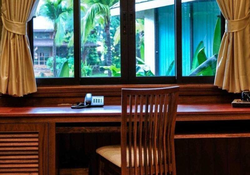 اتاق لوکس, Naiyang Park Resort   Sha Extra Plus