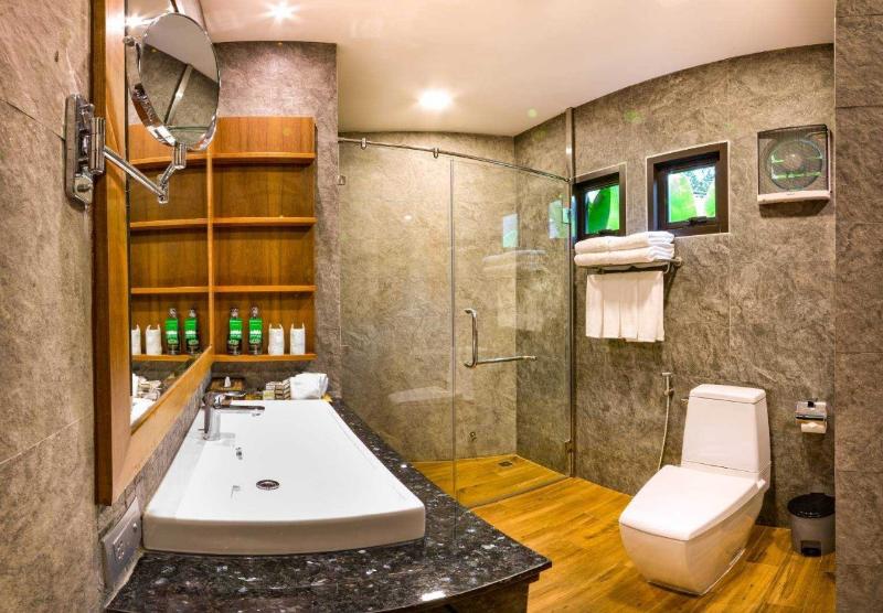 اتاق لوکس, Naiyang Park Resort   Sha Extra Plus
