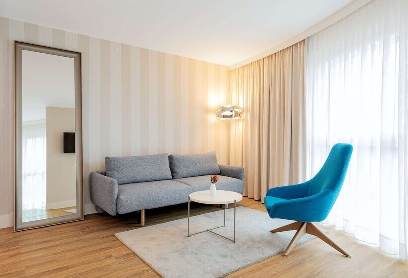 Suite, Nh Mannheim