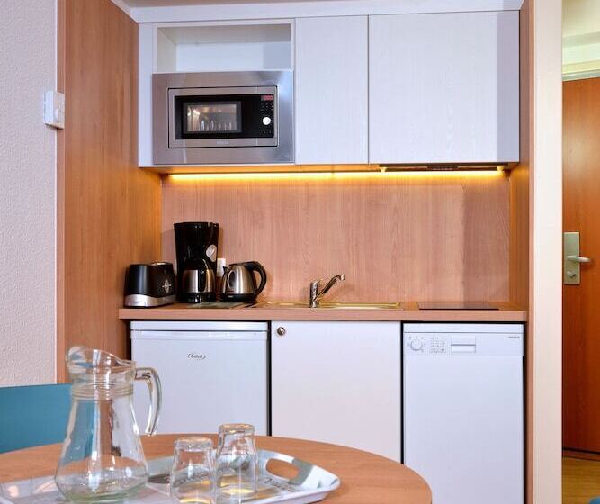 استودیوی استاندارد, Residence Resideal Antibes