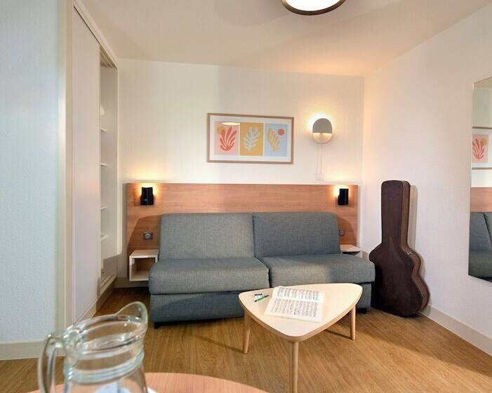 استودیوی استاندارد, Residence Resideal Antibes