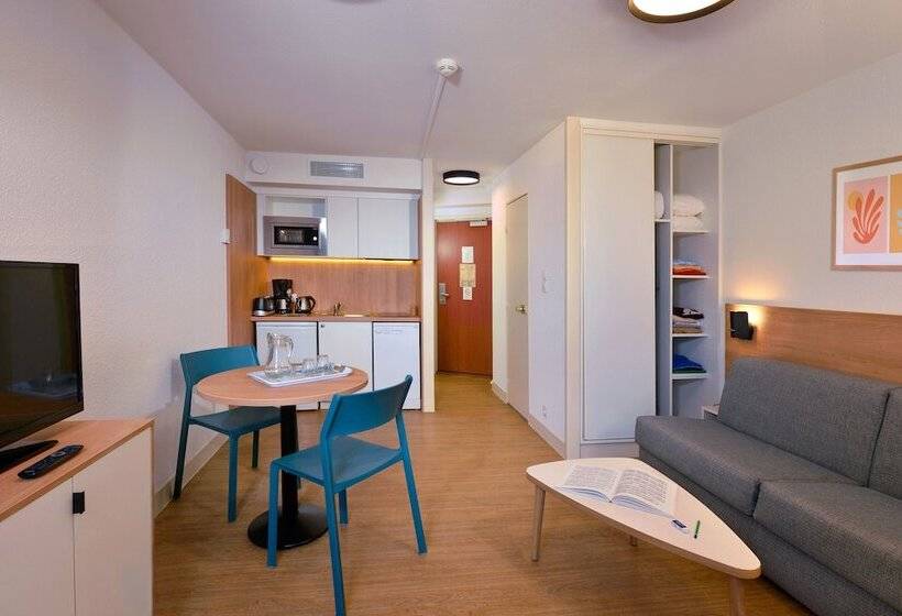 استودیوی استاندارد با چشم‌انداز دریا, Residence Resideal Antibes