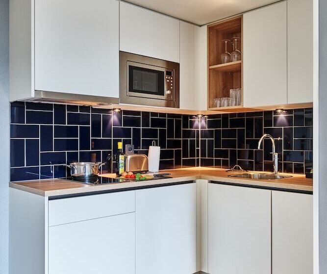 سوئیت با چشم‌انداز, Staybridge Suites The Hague   Parliament, An Ihg