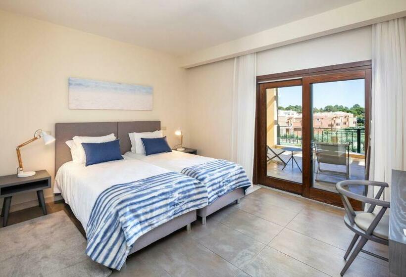 3 Bedroom Duplex Apartment, Vale De Milho Village