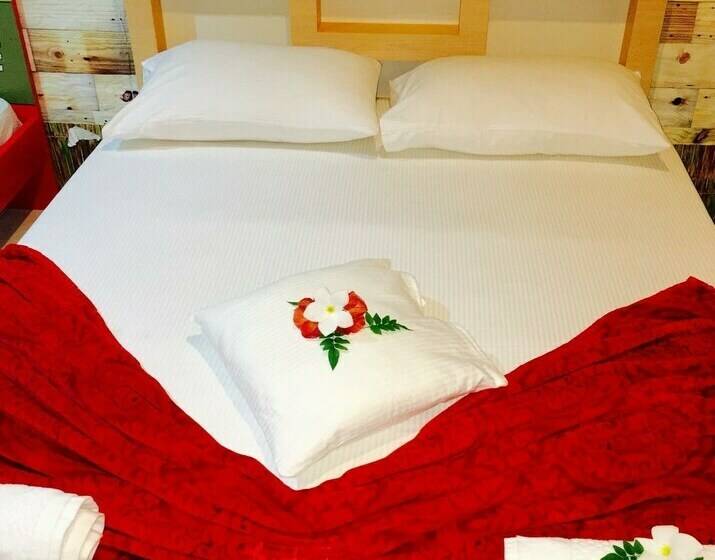 اتاق استاندارد, Sunset Holidays